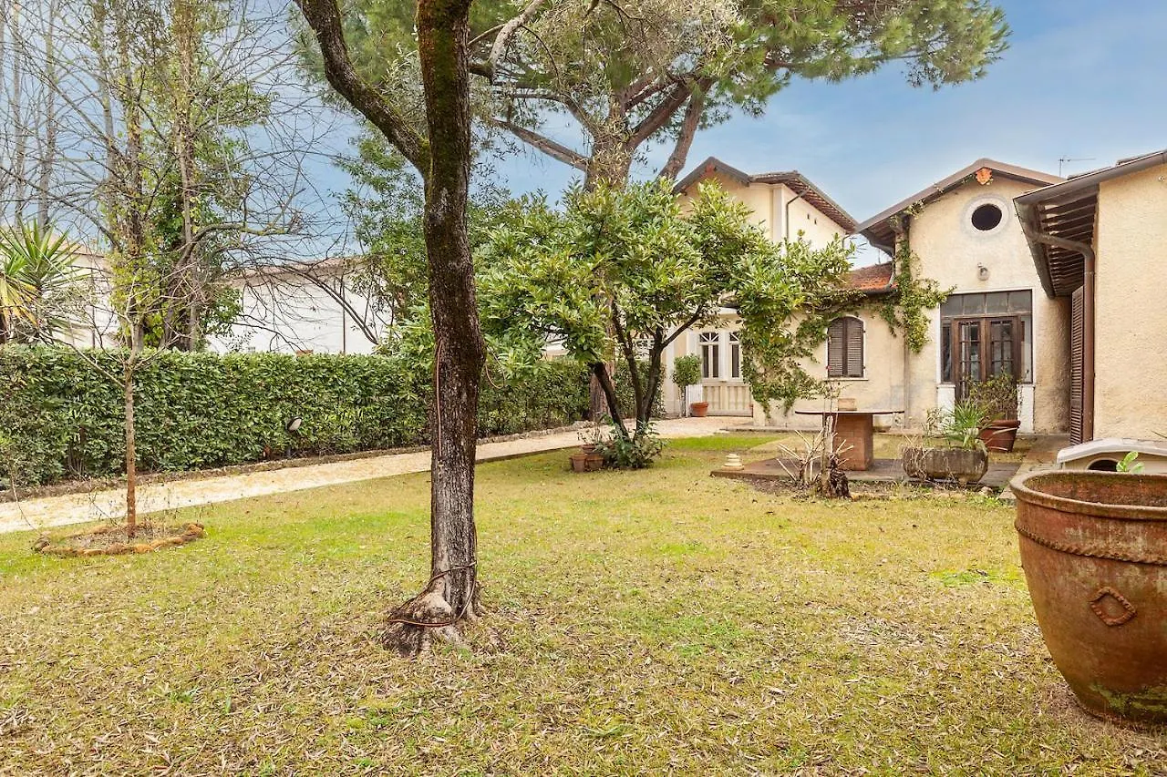 Il Pozzetto Home Resort Pietrasanta Italia